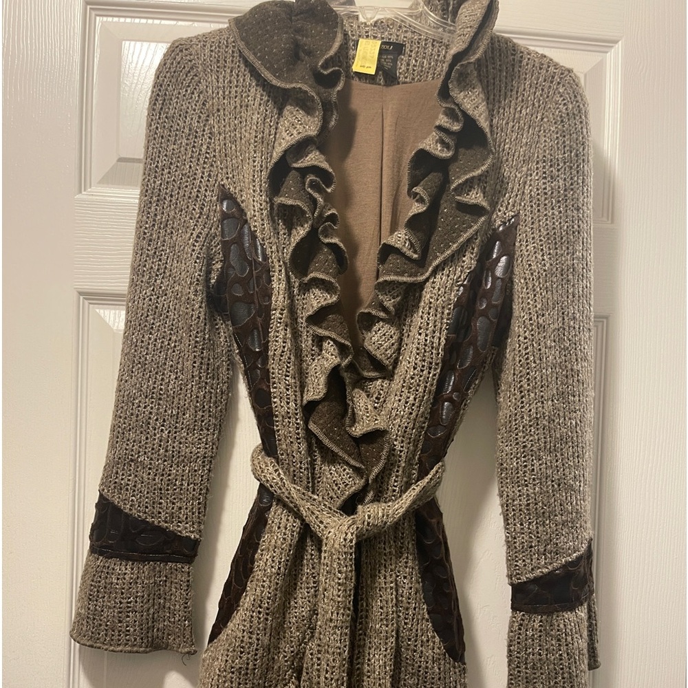 Beautiful Ruffled Wrap Sweater - Picture 5 of 5